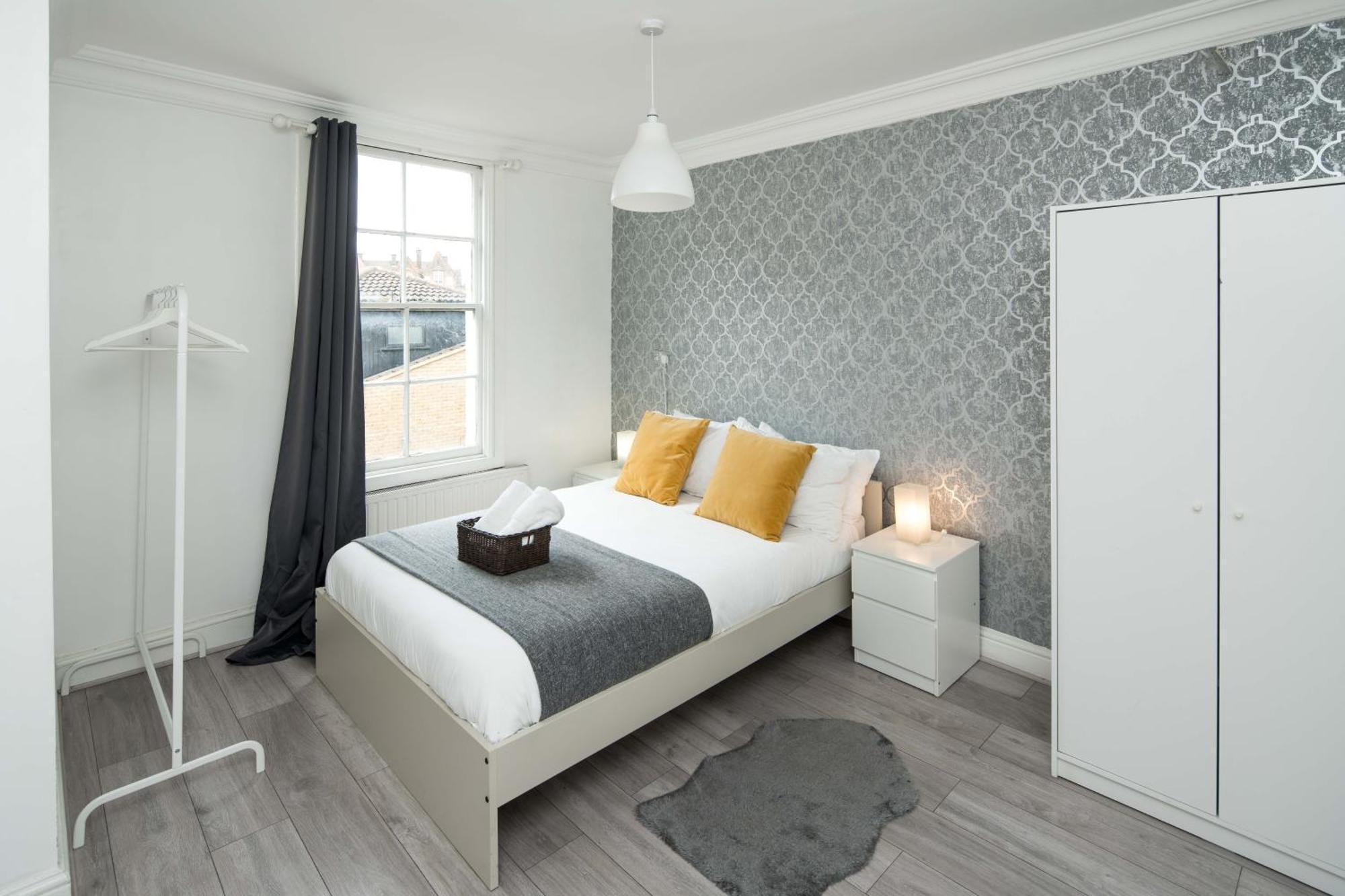 Private Double Room Shared Bathroom Near City Centre Londyn Zewnętrze zdjęcie