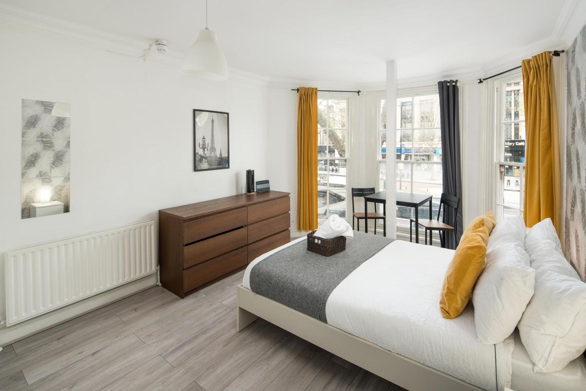 Private Double Room Shared Bathroom Near City Centre Londyn Zewnętrze zdjęcie